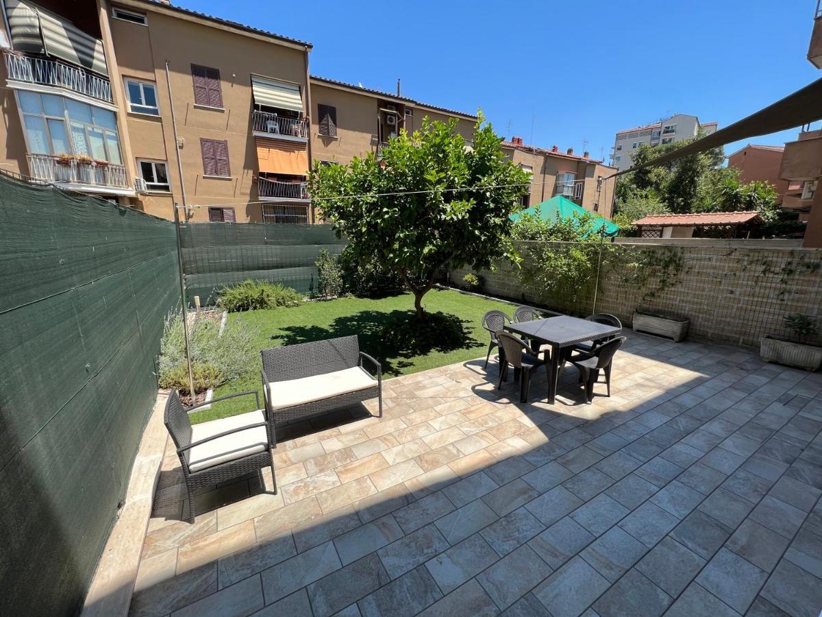 Casa Paestum. Your Wonderful Garden In 罗马 外观 照片
