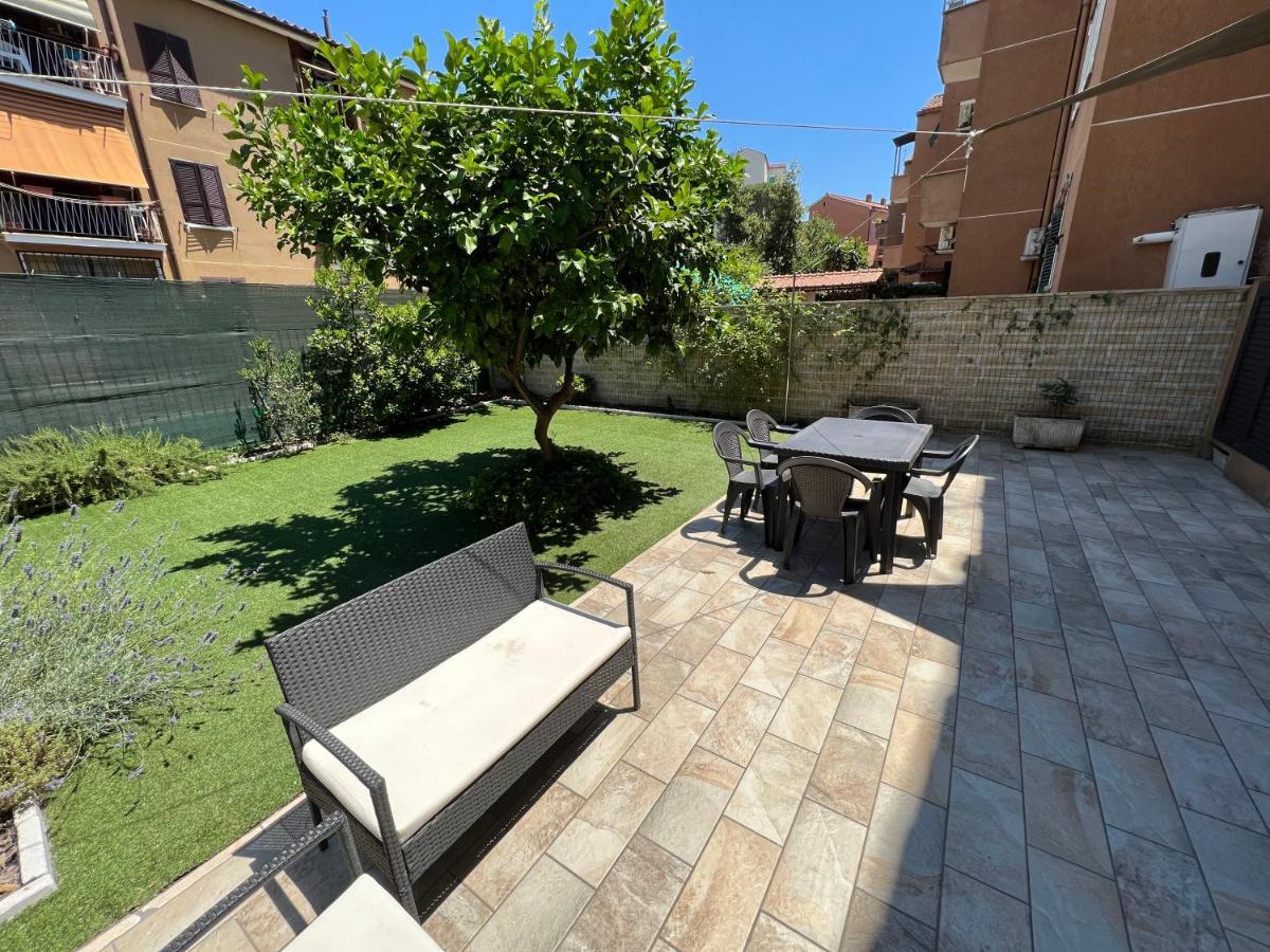 Casa Paestum. Your Wonderful Garden In 罗马 外观 照片