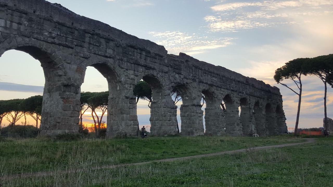 Casa Paestum. Your Wonderful Garden In 罗马 外观 照片